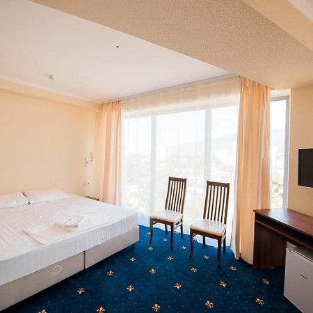 Evropa Hotell Gagry Eksteriør bilde
